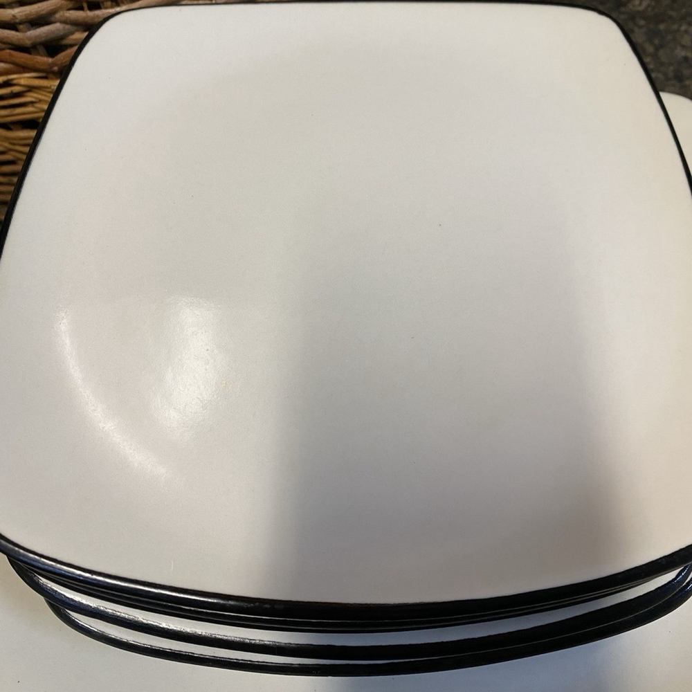 Set of 4 Vintage Solid Corelle Hearthstone Stoneware 8.5 in Plates Black Cream